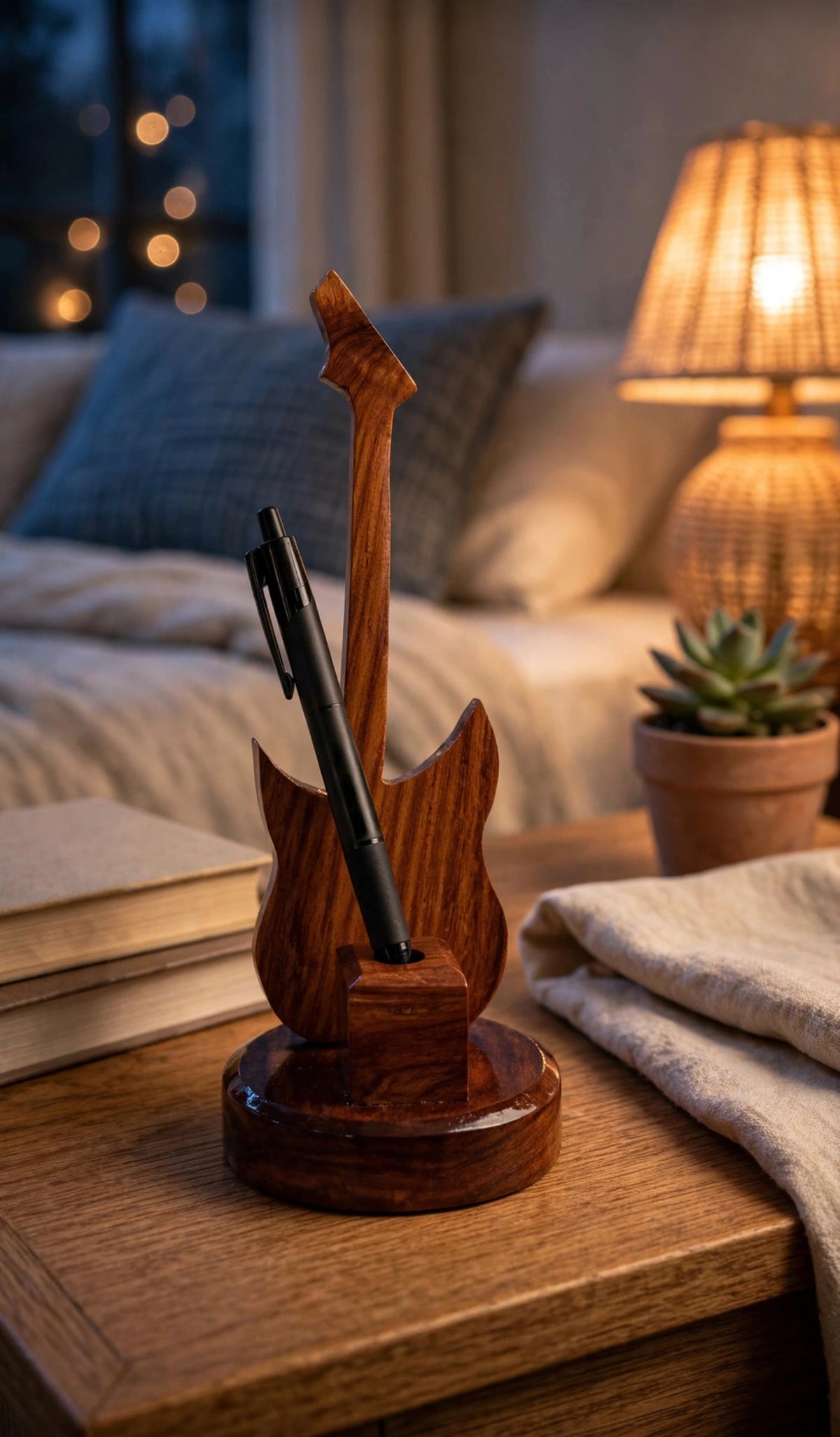 Handmade Sheesham Wood Pen Holder – Feather & Guitar