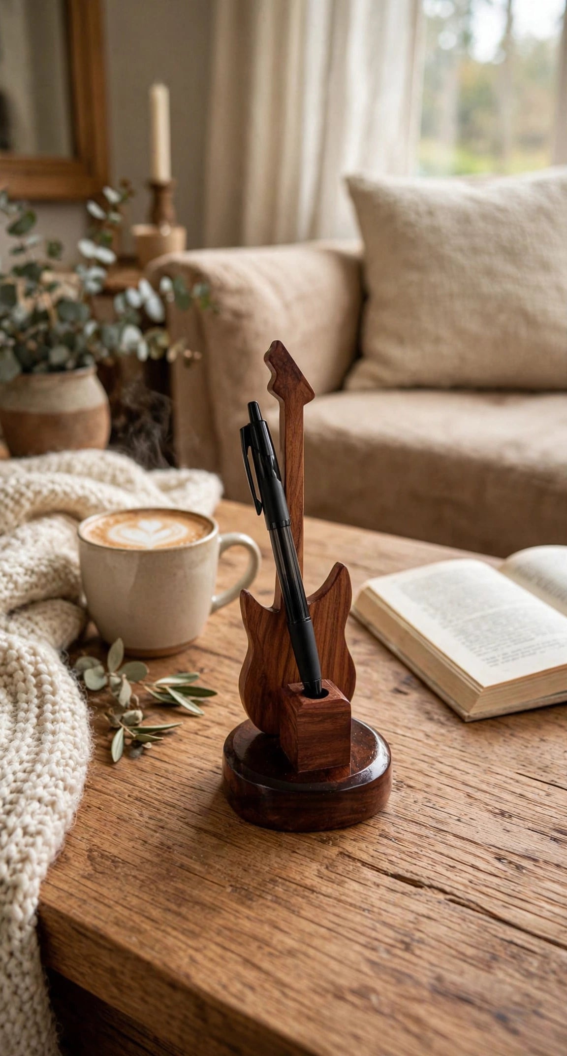 Handmade Sheesham Wood Pen Holder – Feather & Guitar