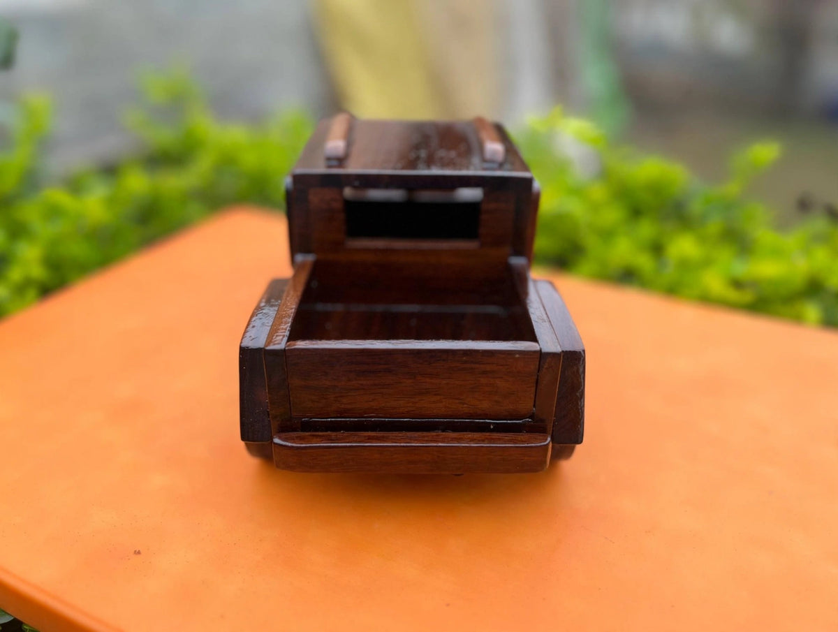Handcrafted Wooden Jeep Model – Rustic Vintage Car Décor